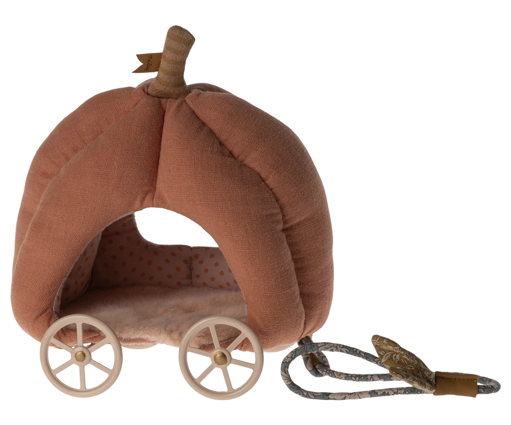 Pumpkin Carriage by Maileg