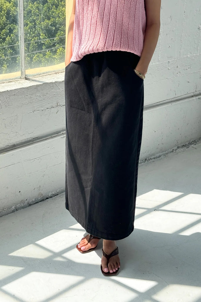 Long City Skirt (Black) by Le Bon Shoppe