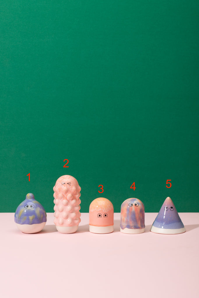 Familia Figurines (No. 1-5) by Studio Arhoj