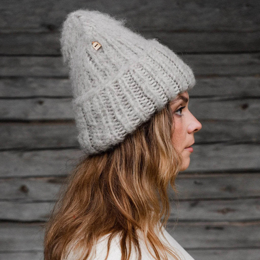 Kyrö Beanie (Light Grey) by MYSSY