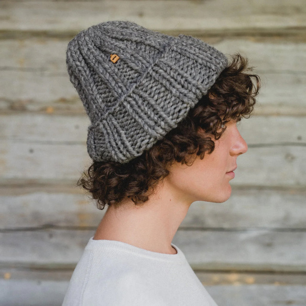 Muffi Beanie (Natural Grey) by MYSSY