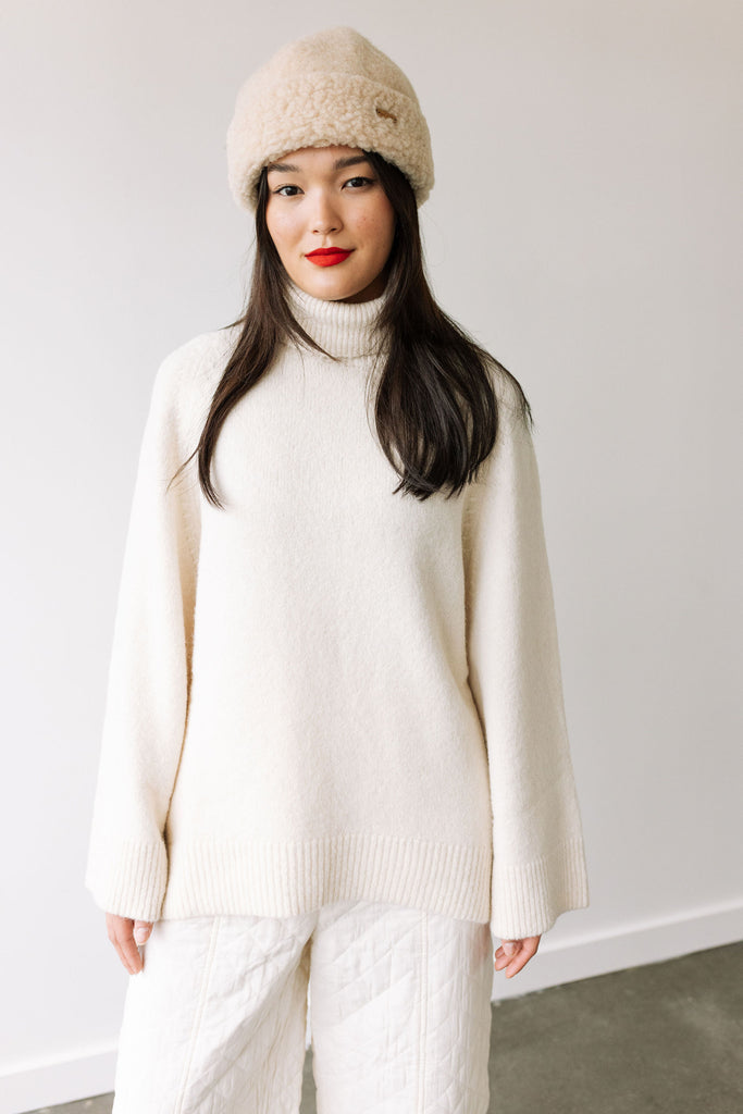 Alpaca and Wool Blend Sweater (Ecru) by ottod'Ame