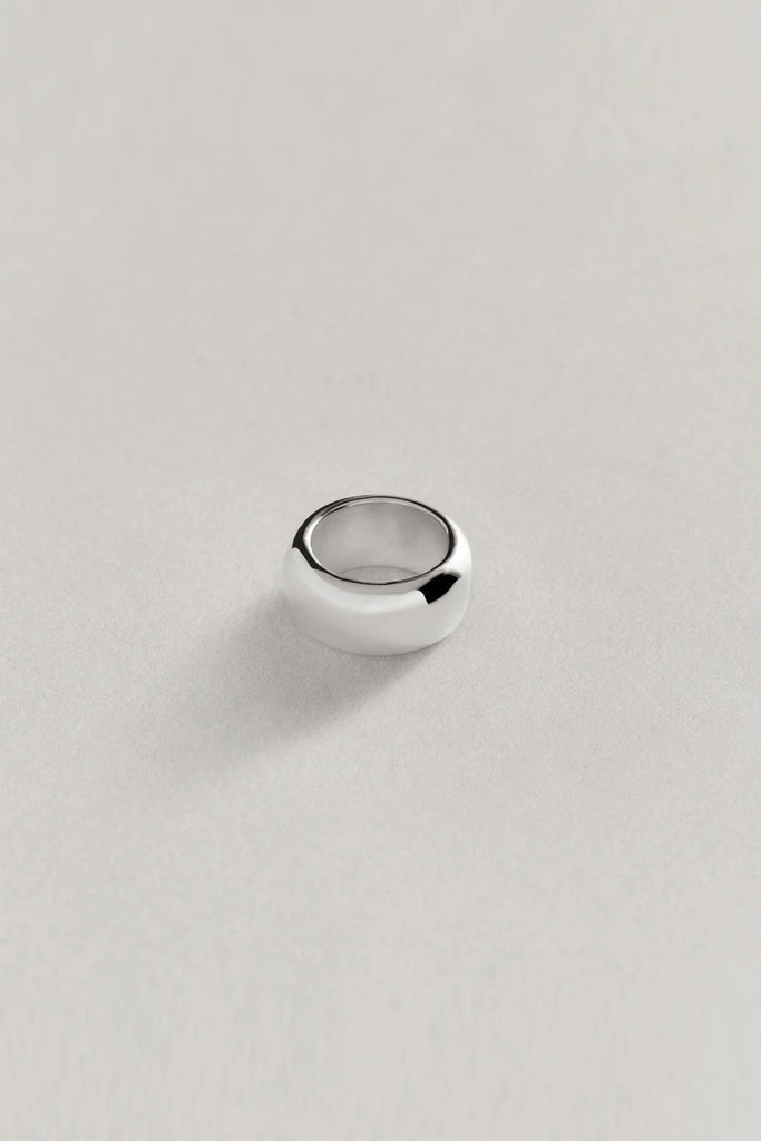 Cigar Band Ring (Silver) by Annika Inez