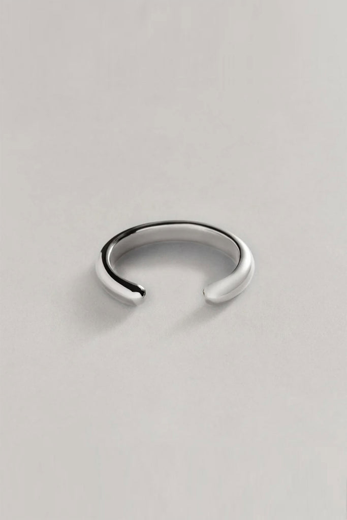 Small Ample Cuff Bracelet (Silver) by Annika Inez