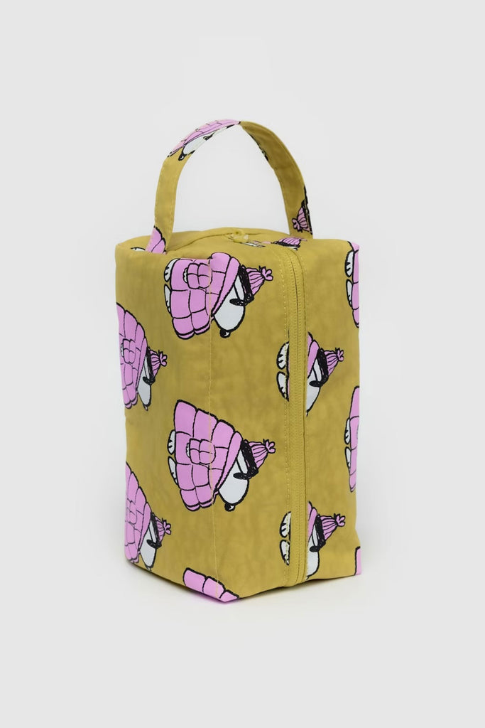 Dopp Kit (Puffer Snoopy Pink) by Baggu