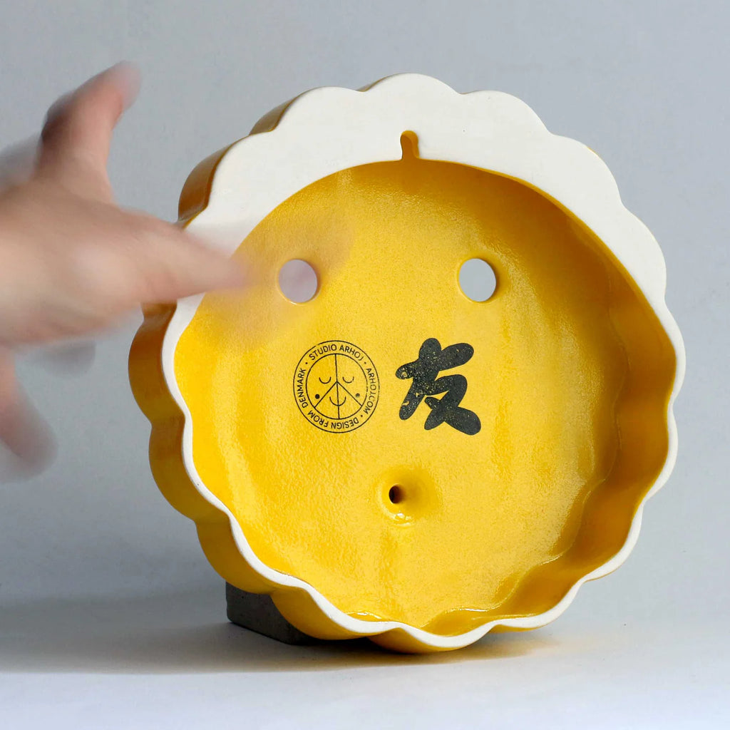 Tomo Mask (Biscuit-Yellow) by Studio Arhoj